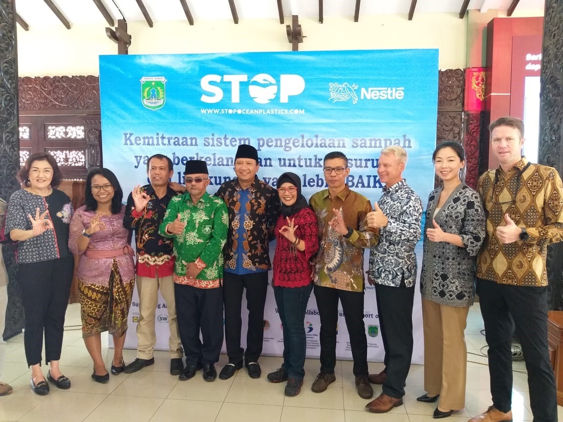 PASURUAN REGENCY PARTNERS WITH PROJECT STOP AND NESTLE